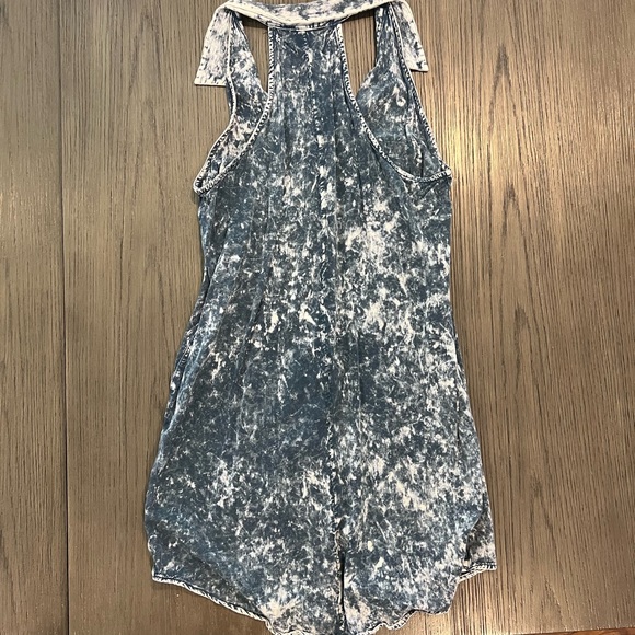 🔥$5 SALE🔥 🎉HP🎉 Acid Wash Button Up - Picture 7 of 8